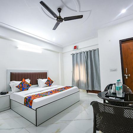 Fabhotel The Yashobhumi Near Yashobhoomi Convention Centre Делі Екстер'єр фото