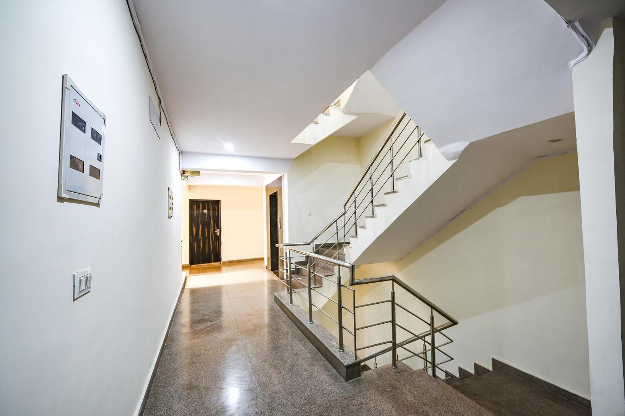 Fabhotel The Yashobhumi Near Yashobhoomi Convention Centre Делі Екстер'єр фото