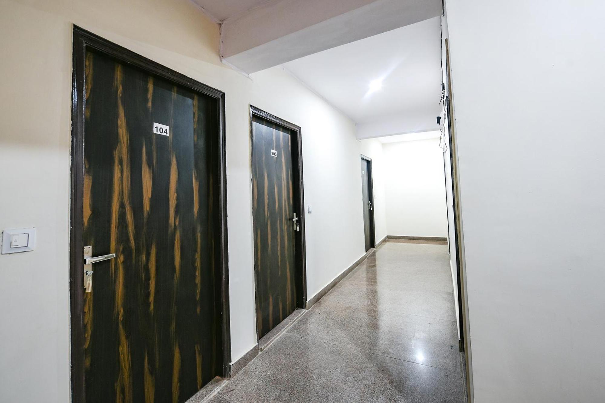 Fabhotel The Yashobhumi Near Yashobhoomi Convention Centre Делі Екстер'єр фото